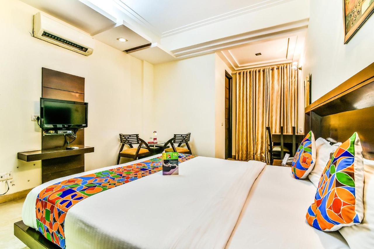 Fabhotel Oasis Dlf Phase 3 Gurgaon Dış mekan fotoğraf